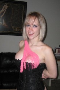 , 25  female escort, north york